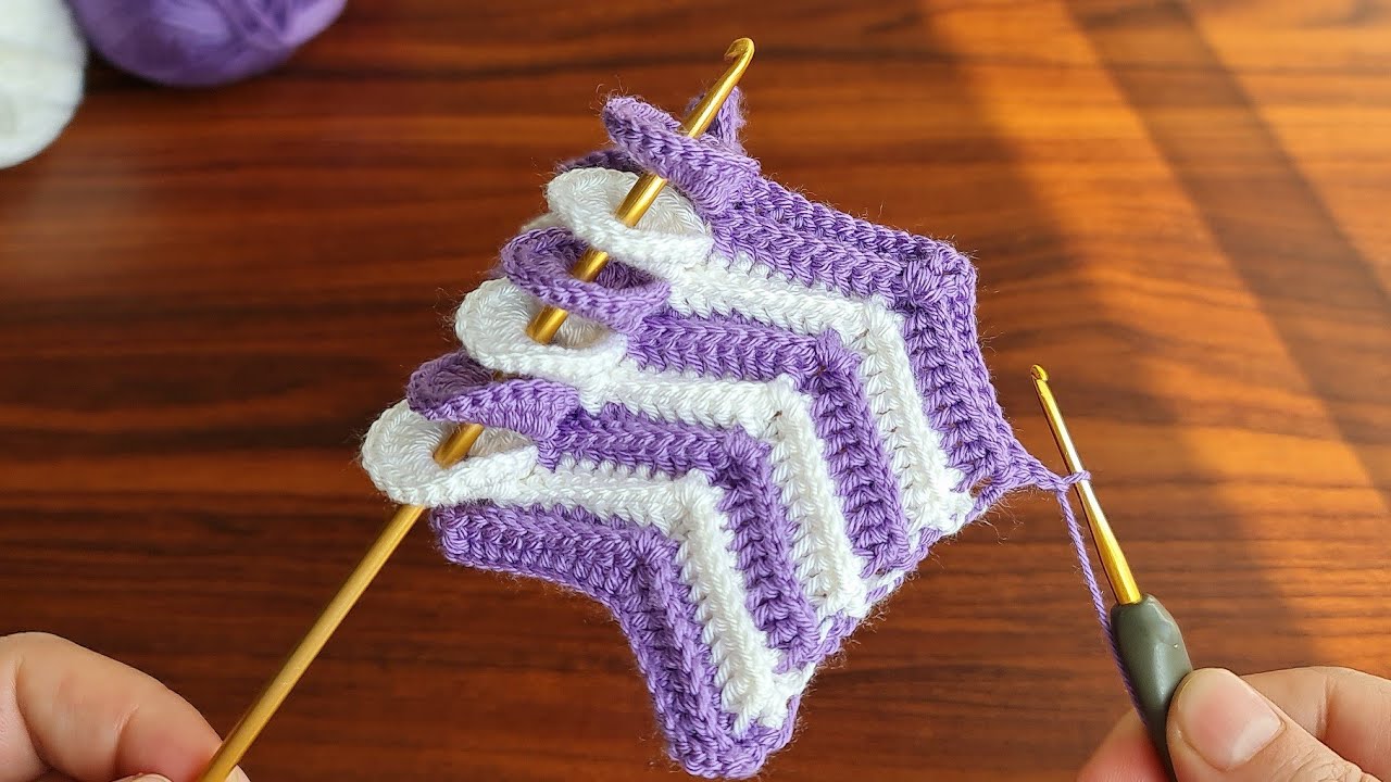 Wow!.. 😇 Super idea how to make eye catching crochet / Everyone who saw it loved it. Harika tığ işi.