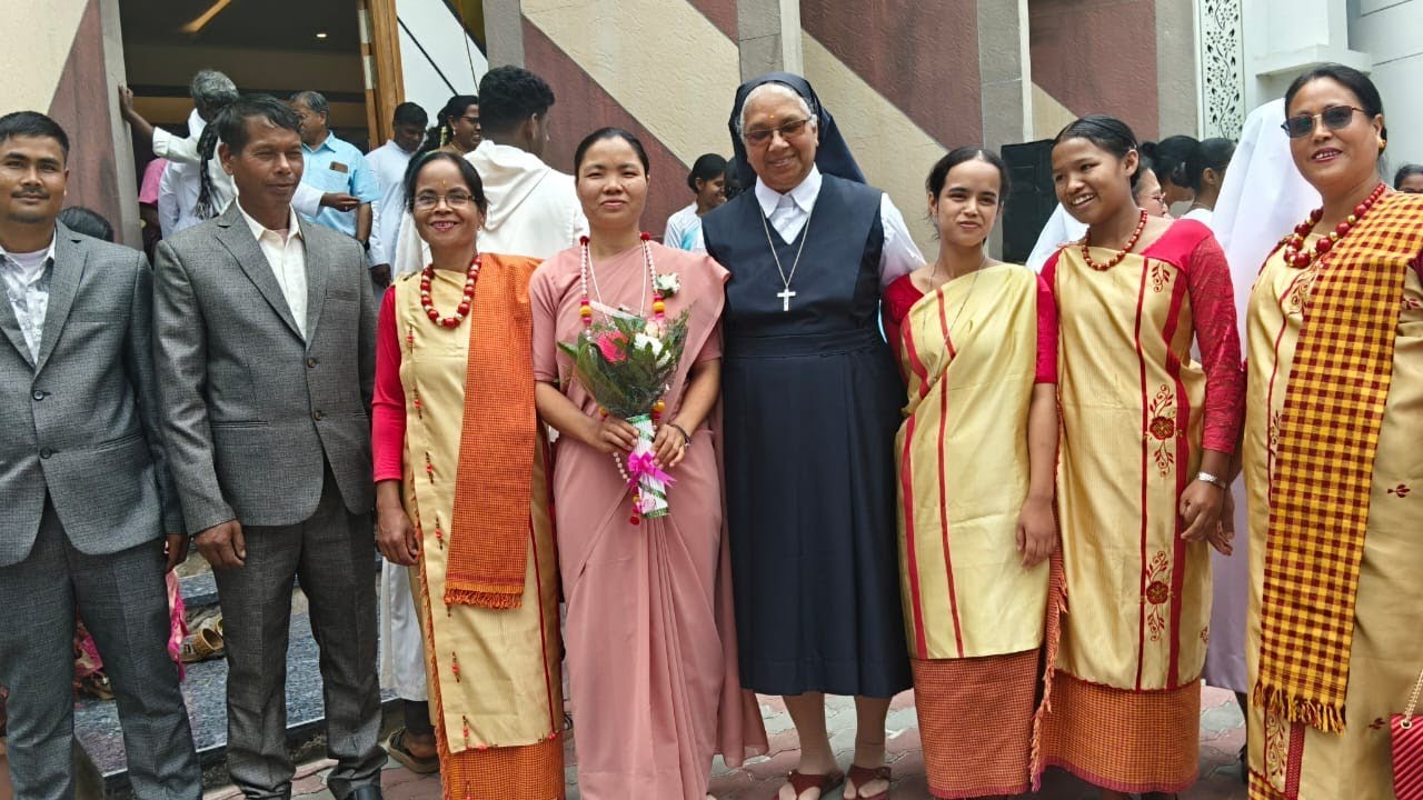 IA SHIM BYNTA KI BA HAING HA SEM JONG I SR.RIDALIN DKHAR//BANSMAI BANONGKONG HA BENGALURU (KARNA...