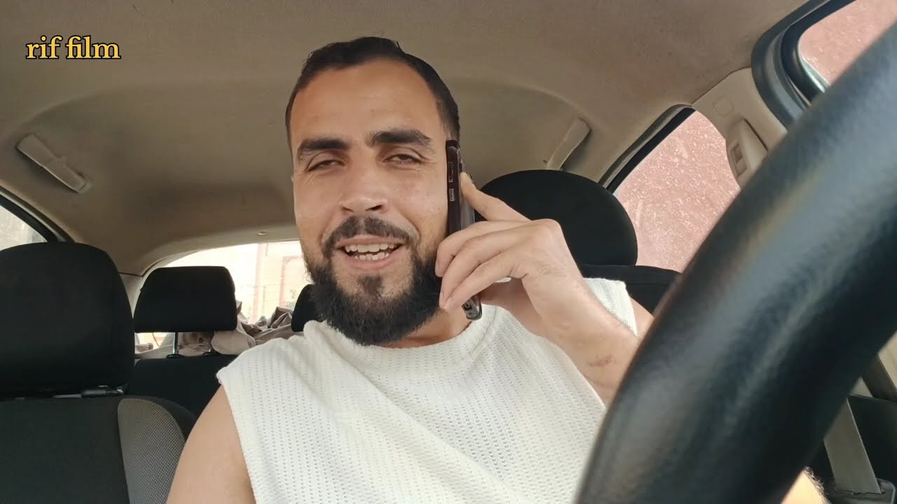 فيلم قصير فيديو معبر جدا عن الاستغلال الذين يتعرضون إليه شبابنا في عملهم وبالاخص الصيفية. Akhadam