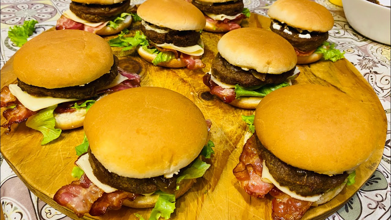 Hamburger fatti in casa, ecco come farne tanti come nei fast-food