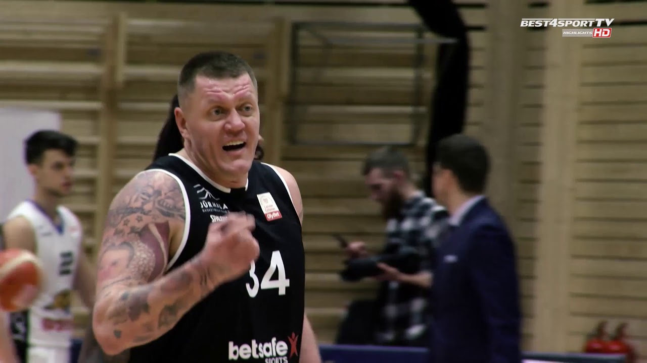 Kaspars Kambala scores 20 points in his very last game