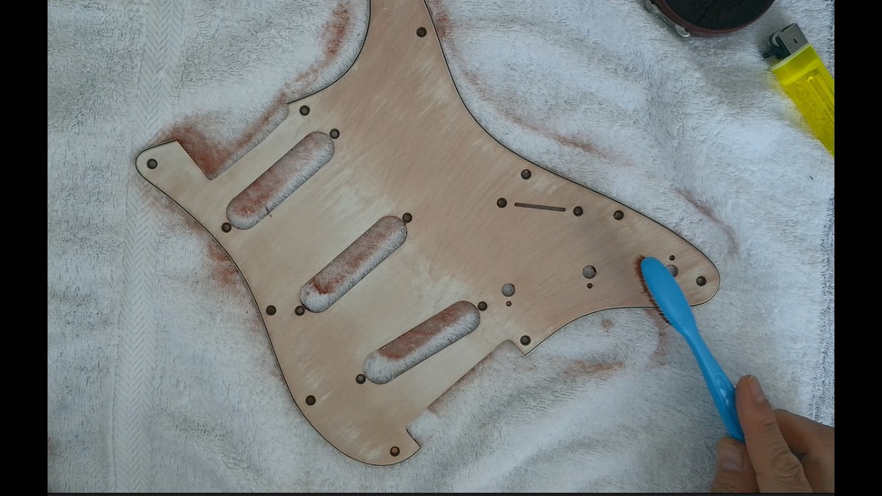 알리 레릭 기타 UP(픽가드) - 100$ Ali Relic guitar Upgrade (Pickguard)