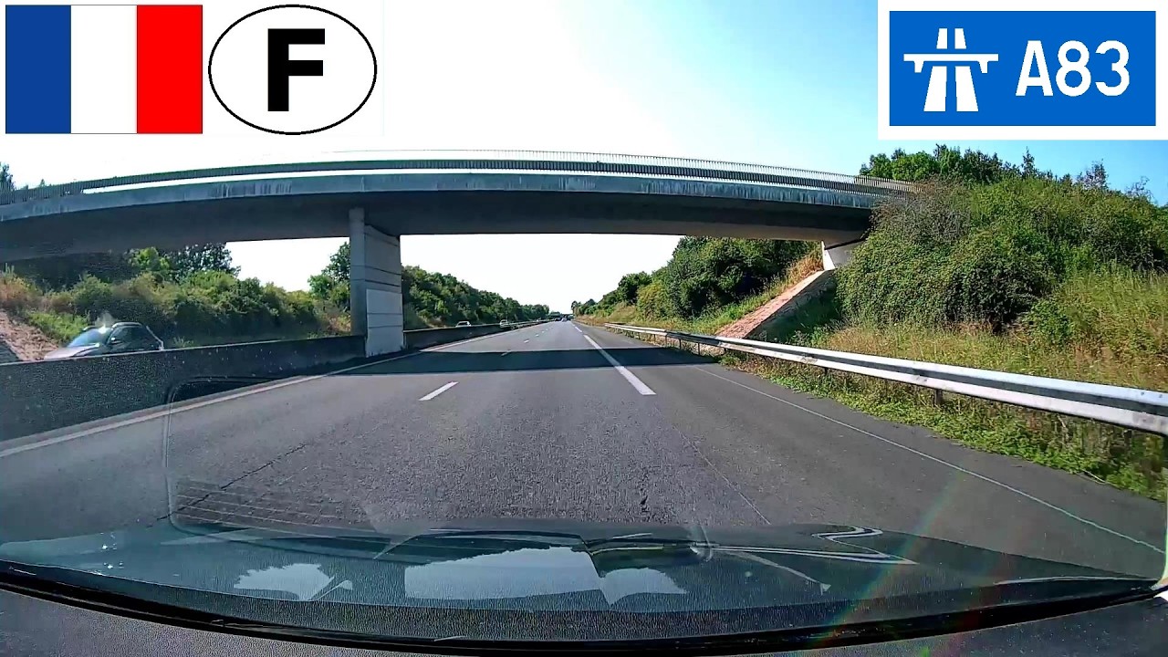 France: Autoroute A83 - l'Échangeur avec A87 à Sortie 6 (Bournezeau)