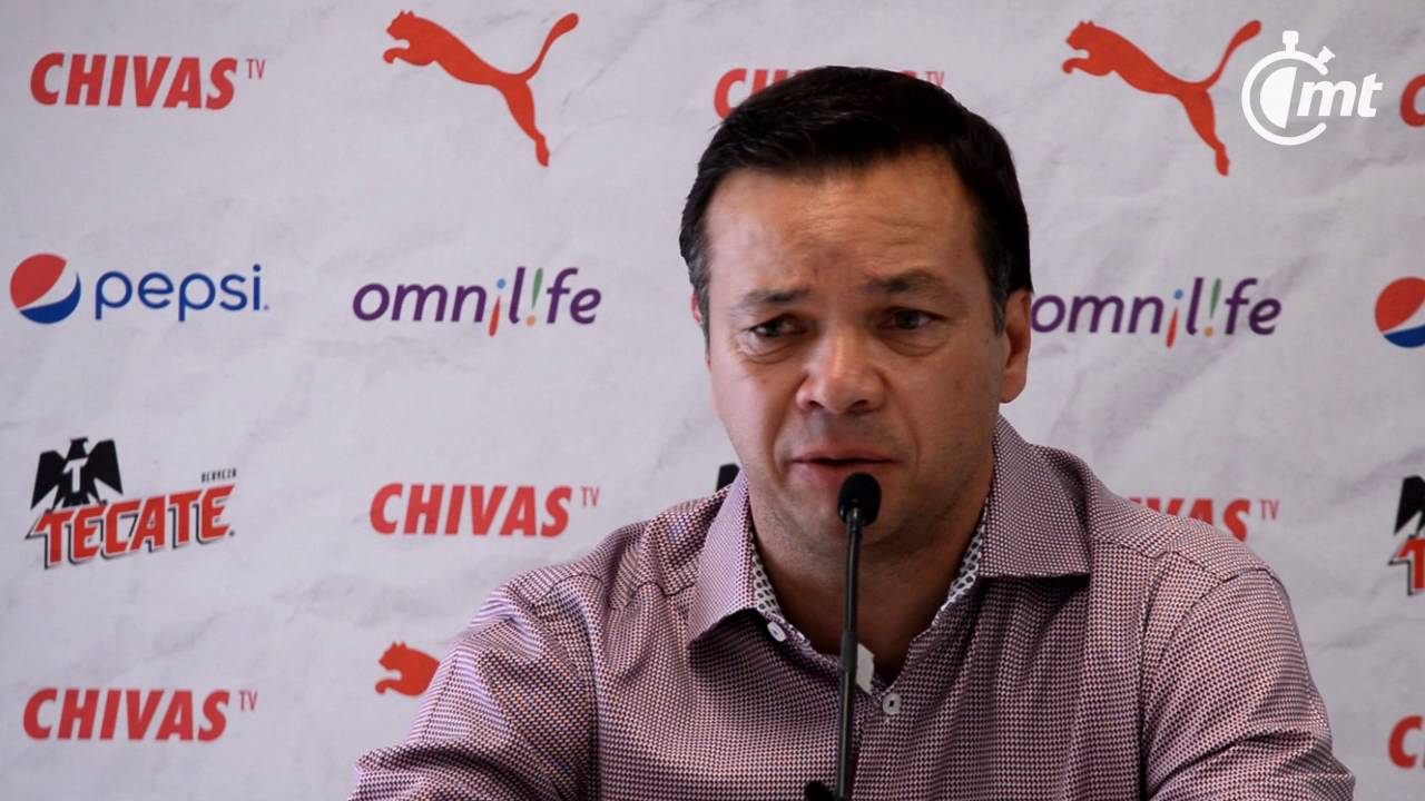 Chivas sacrific&oacute; para que Carlos Salcedo saliera