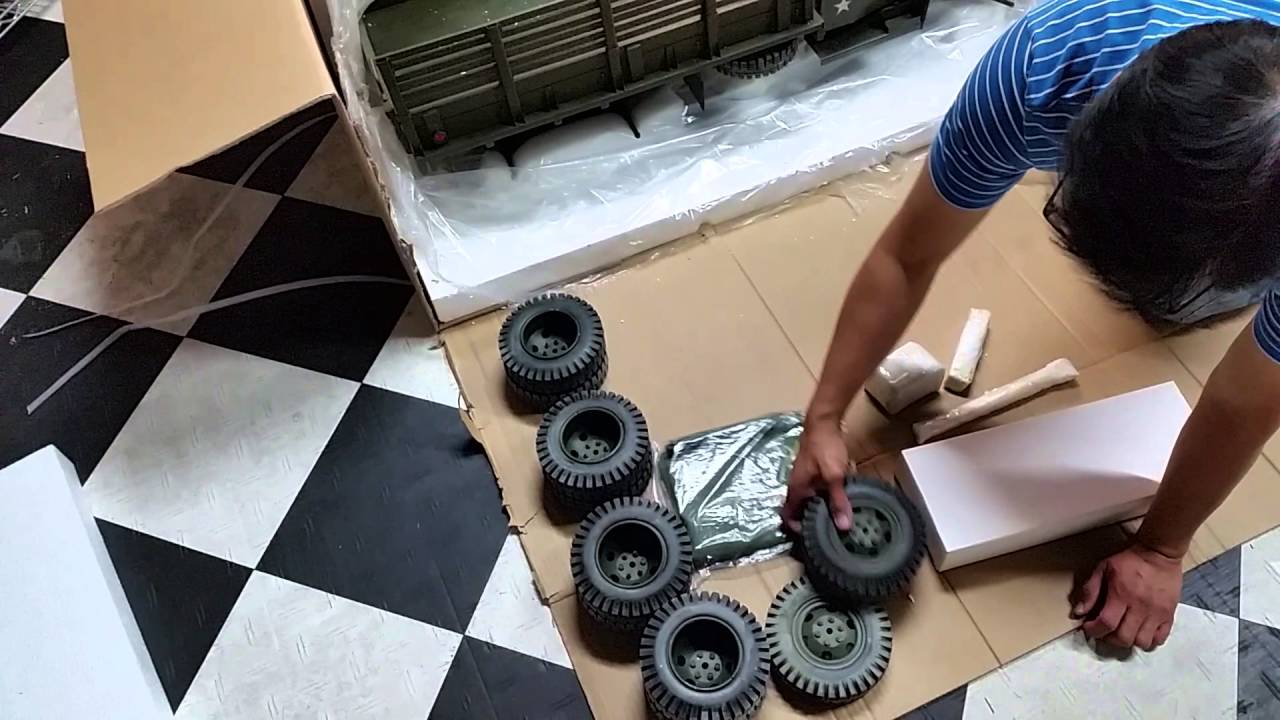 TAOWAN 1/6 Full Metal U.S. 2.5-TON 6X6 CARGO TRUCK UNBOXING