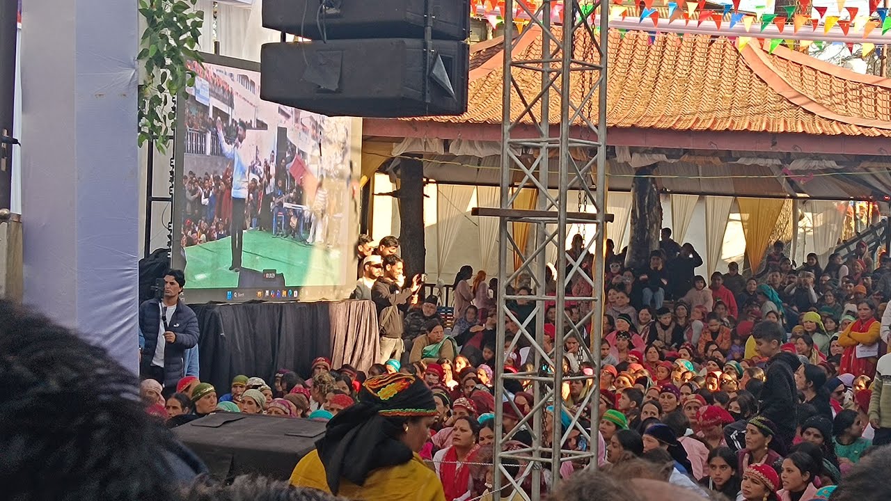 बुरांश  is live! chakrata se live