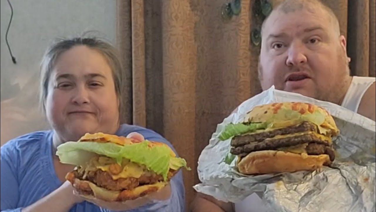 Wendy's Loaded nacho triple Burger & Loaded nacho chicken sandwich