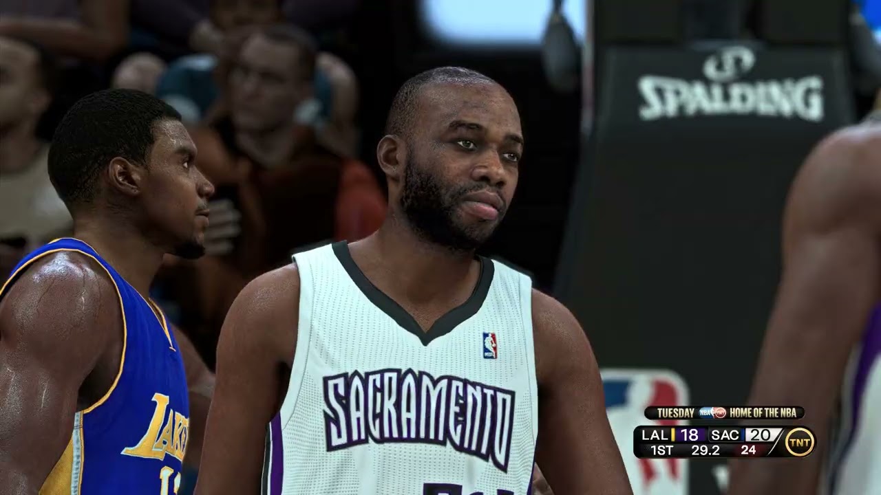 lakers vs kings sac 2011