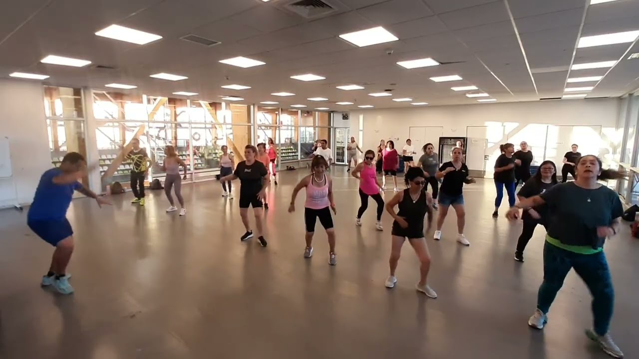 Baile entretenido 8 Jueves 5 de febrero 2026 profesor Eduardo Ramírez CEVS lo Espejo