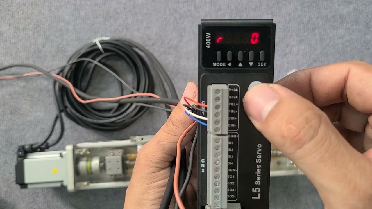 ac servo leadshine tốc cao chạy mượt