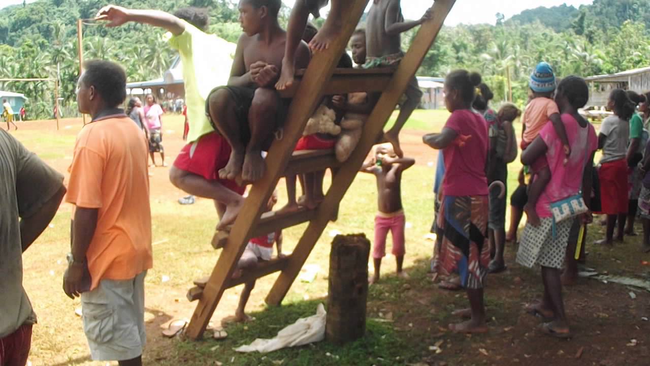 2014 xmas game, Kolomola, Isabel