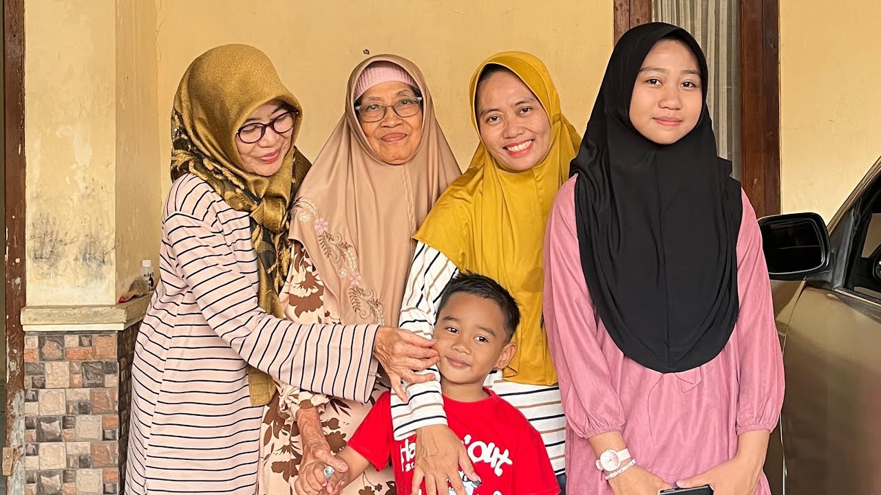 Perpisahan memang menyedihkan 