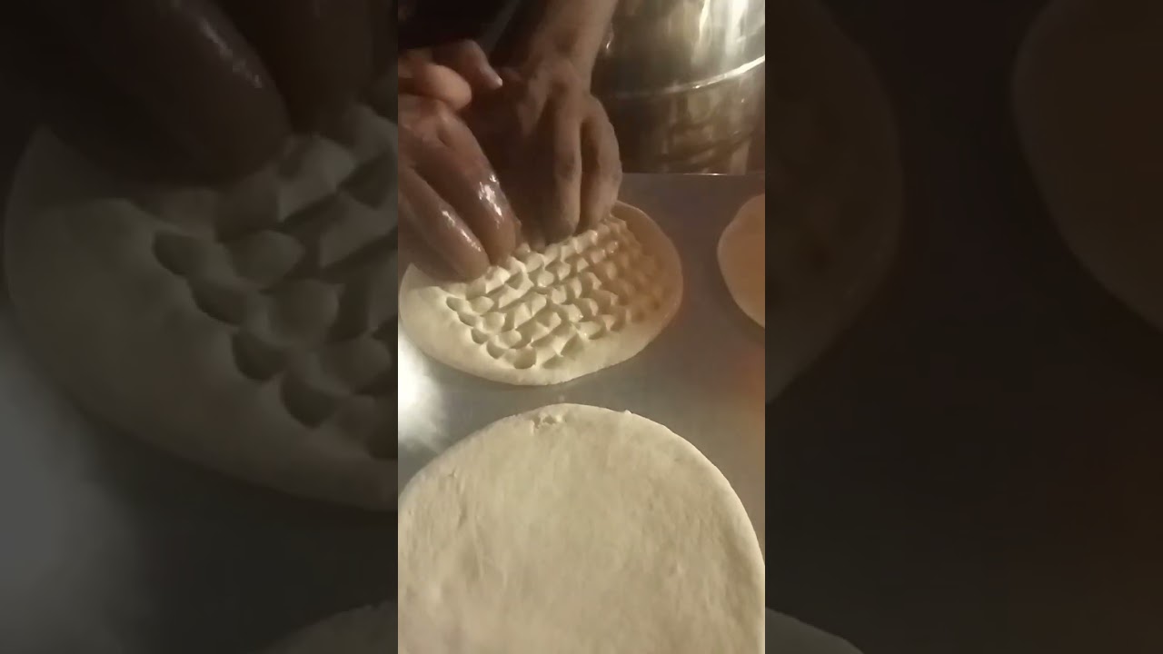 how to make a roghni naan #short #chefwaqasstudio  subscribe my YouTube channel please