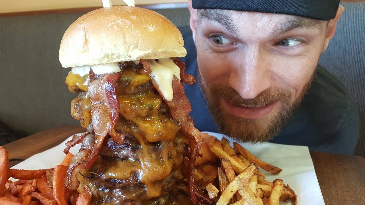 Epic 8 Patty Monster Burger Challenge (Krave Kobe Burger Grill)
