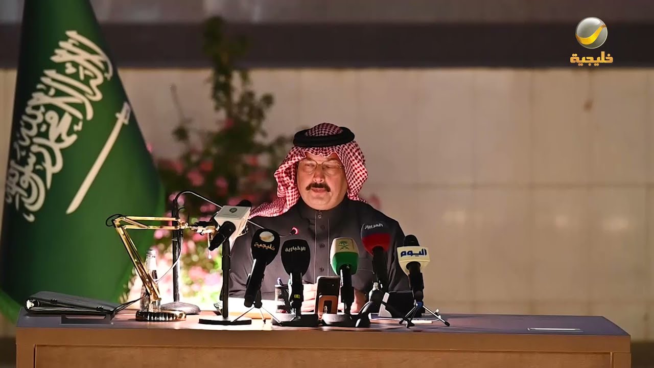 سمو أمير منطقة عسير يتحدث عن ملامح  استراتيجية تطوير منطقة عسير مع وفد من الصحفيين والإعلاميين