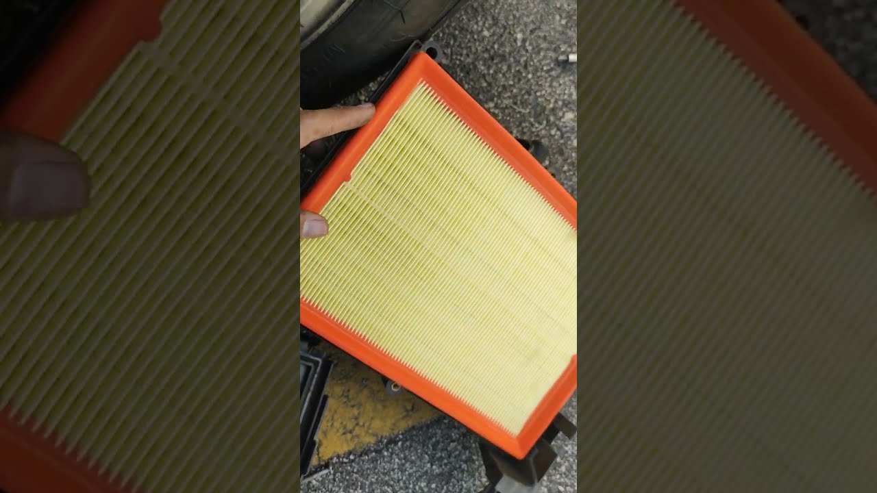 Trocando filtro de ar do motor Meriva