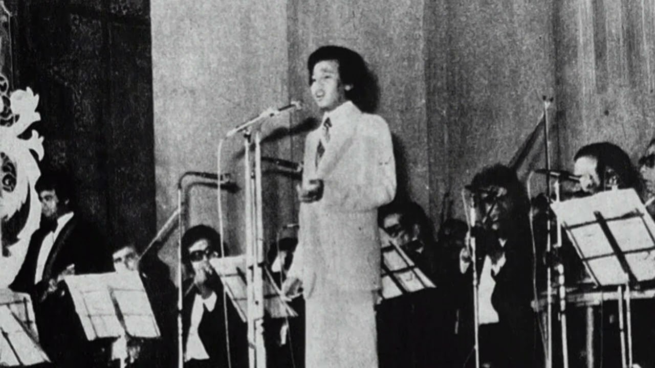 محمد عبده - هلا يابو شعر ثاير - حفل صوت القاهرة 1975