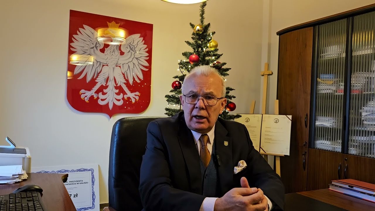 🎄🎁🎄 Świąteczne Życzenia od Władz Uniwersytetu Kaliskiego 🎅🎁🎄