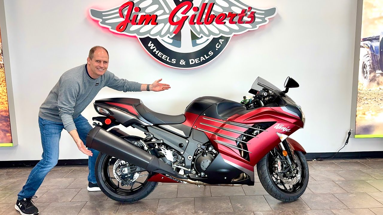 2025 Kawasaki ZX 14R: Kawasaki's King of The Quarter Mile is Still a Wild Bike!