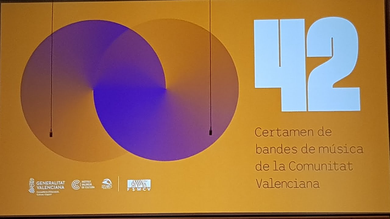 Entrega premis - 1r premi i menció SM l'Entusiasta - 42 edició del Certamen de la Comunitat