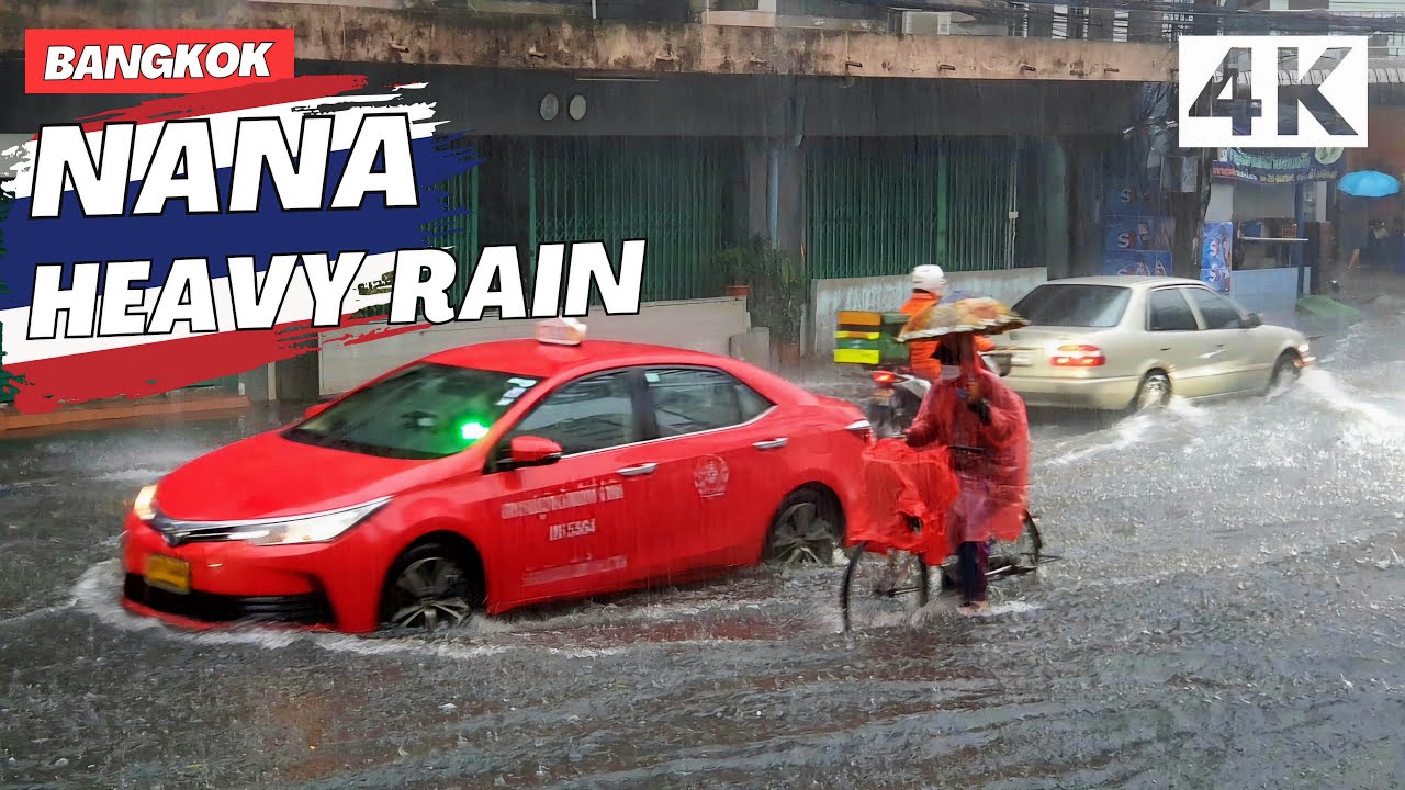 [4K] Heavy Rain Bangkok 🇹🇭 Walking Tour (ASMR - Binaural Rain Sounds)