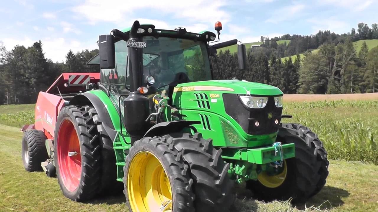 Siloballen pressen mit John Deere 6130 R und Orkel Presse
