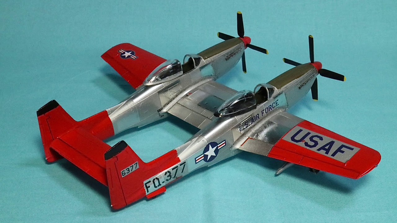 F-82G TWIN MUSTANG (MONOGRAM 1:72)