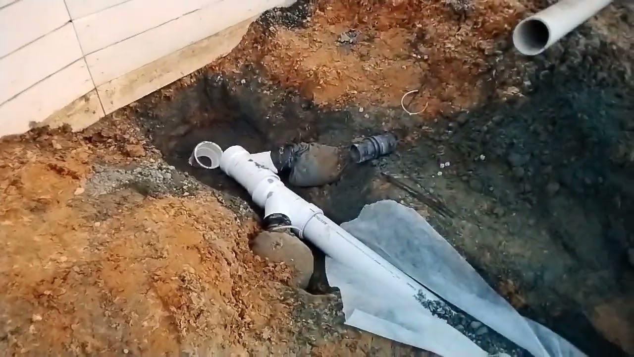 Equestrian ring drainage