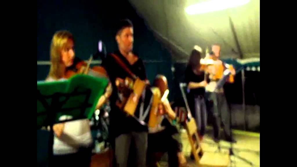 Marasma Folk   - Mazurka al balfolk di  CAPRIE Bassa Val Susa .mpg