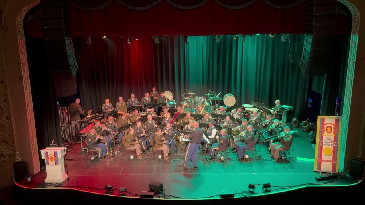 Leroy Anderson - “Sleigh Ride” (34th Army Band)