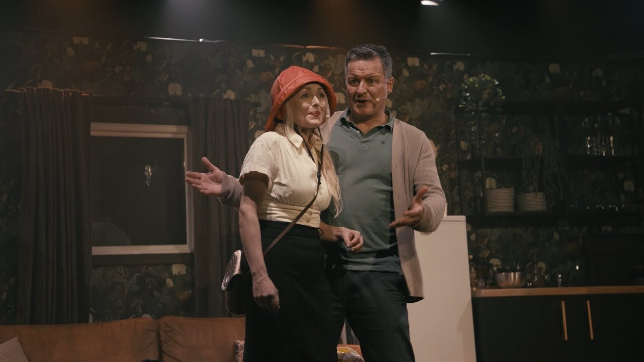 Philip Durnford & Anja Natasha Lindløv, in Mørkets Engler 1, at Follies Barn og Ungdomsteater (2025)