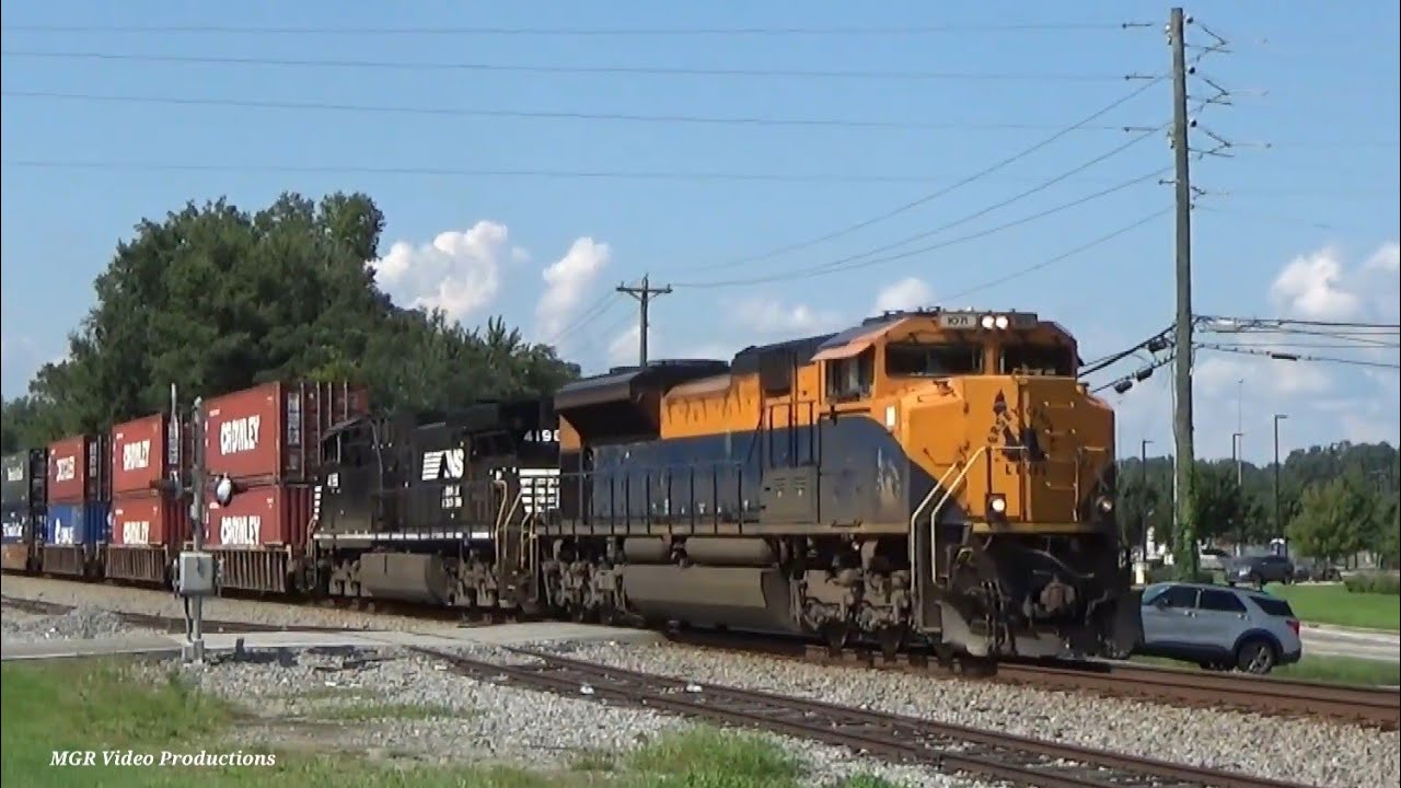8-15-2025: CNJ Heritage Unit NS SD70ACe 1071 Leads NS 281 Thru Bonaire, GA