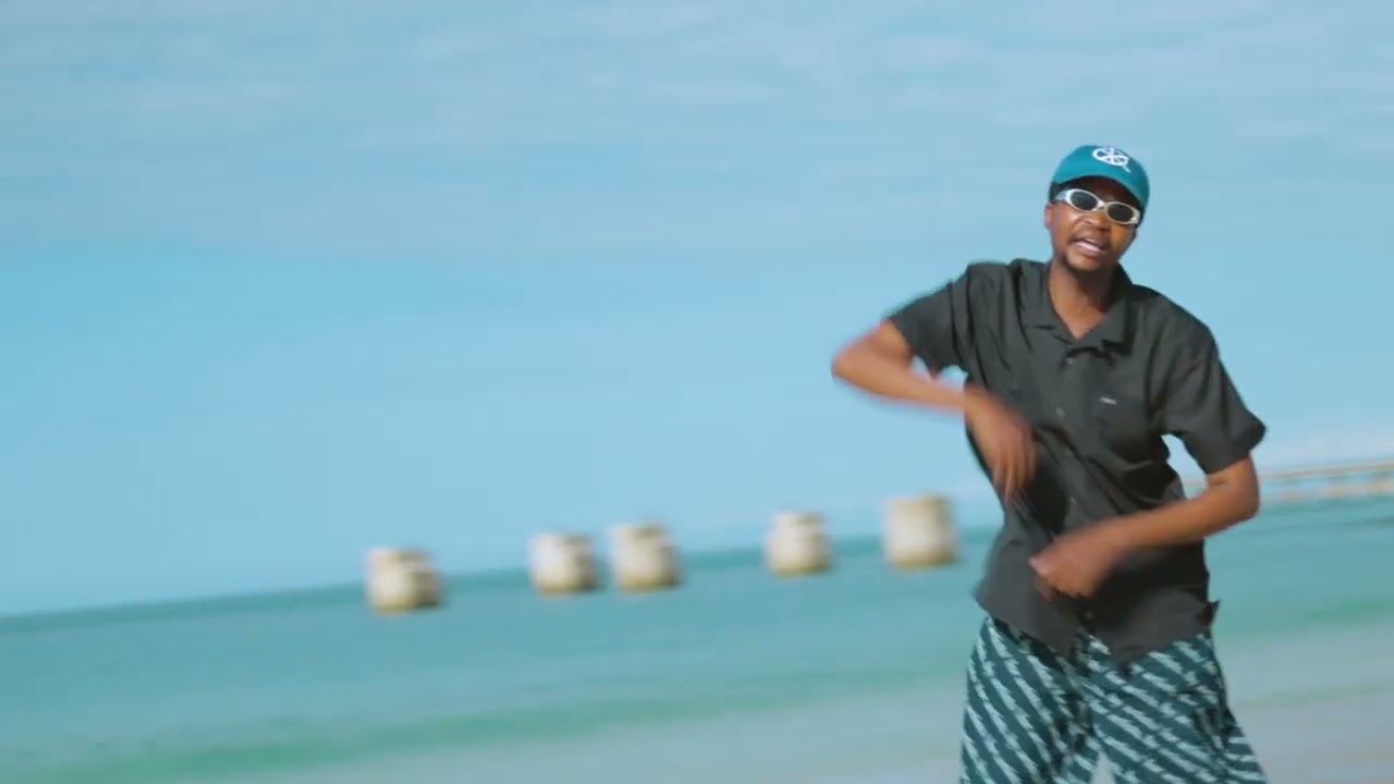 Crazy-Aesthetics -I Remember  (Ft. Ree) (Official Music Video)  [Dir. Menace Edits]