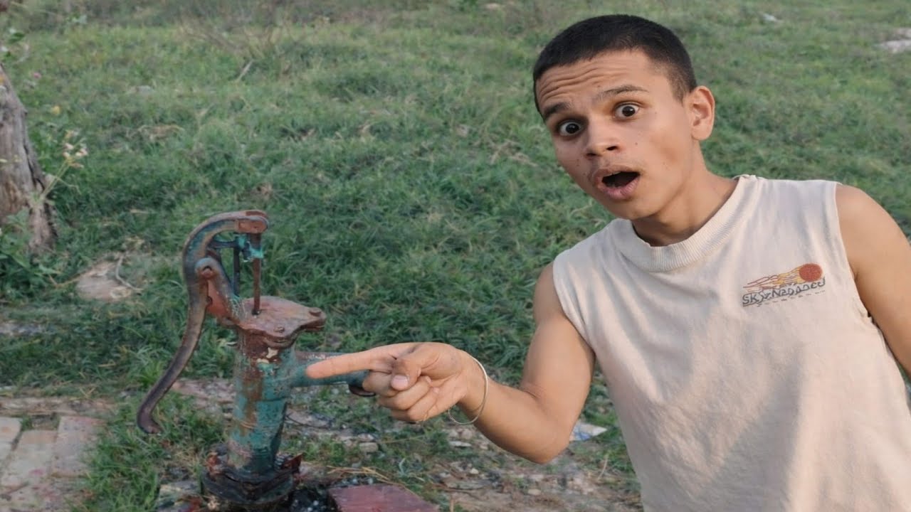 Delhi Mein Handpump Dekh Kar Shock Ho Gaya 😲