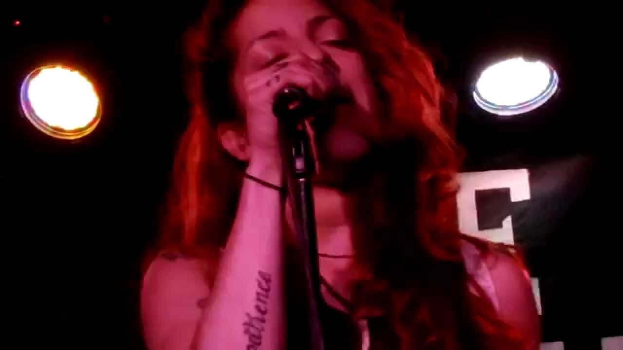 Jane Lee Hooker - Mannish Boy (OFFICIAL MUSIC VIDEO)