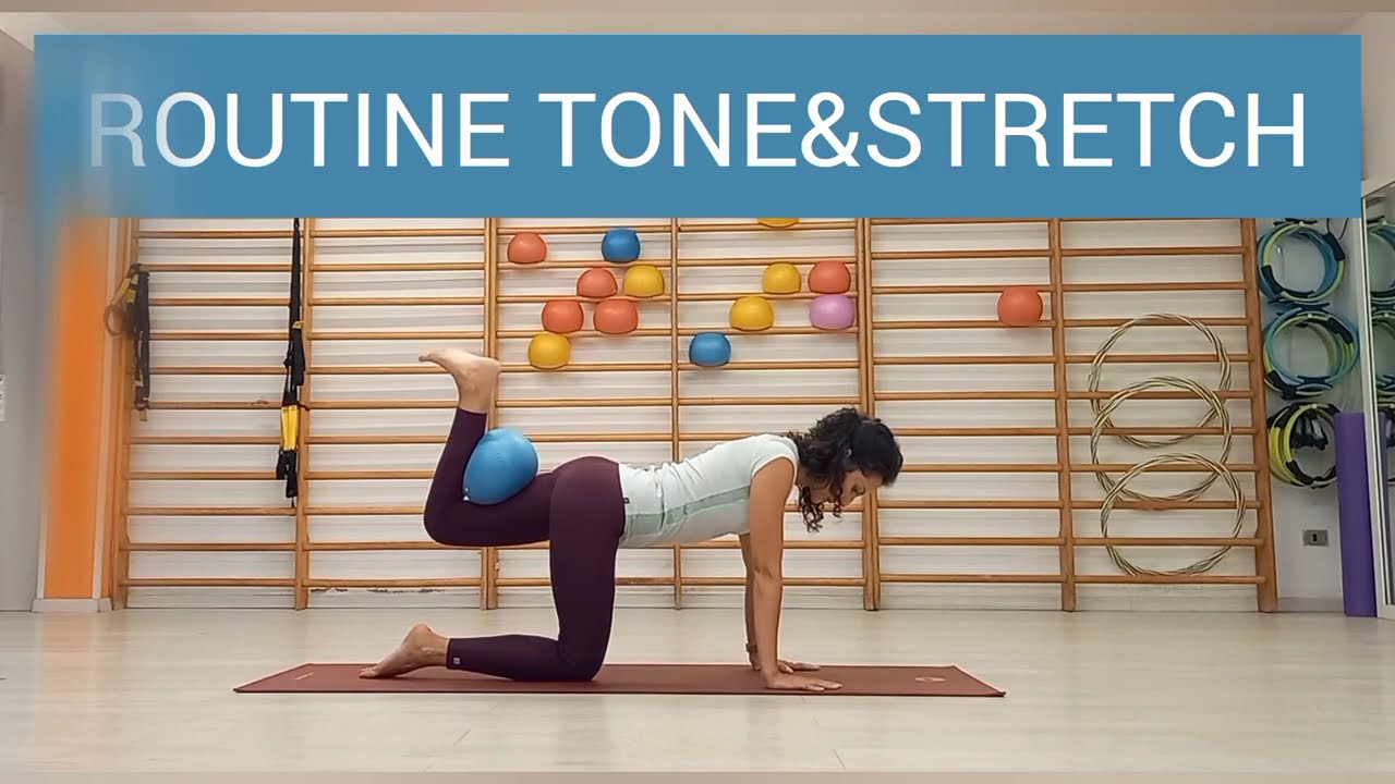 Pilates con Softball: Routine Tone & Stretch (in 2 min!)