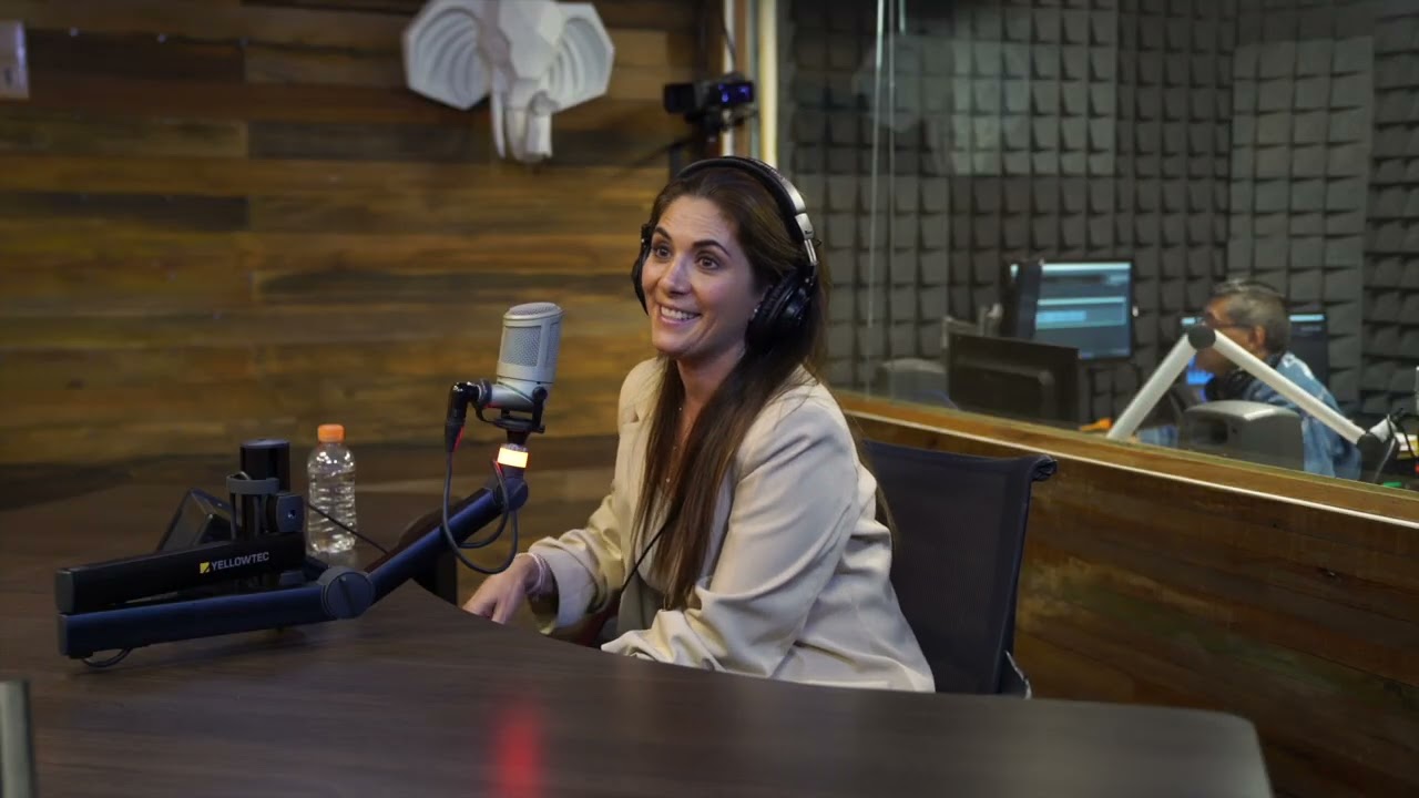 ¿Cómo fue darle vida a Sabrina, la bruja adolescente? Vanessa Acosta en La Caminera