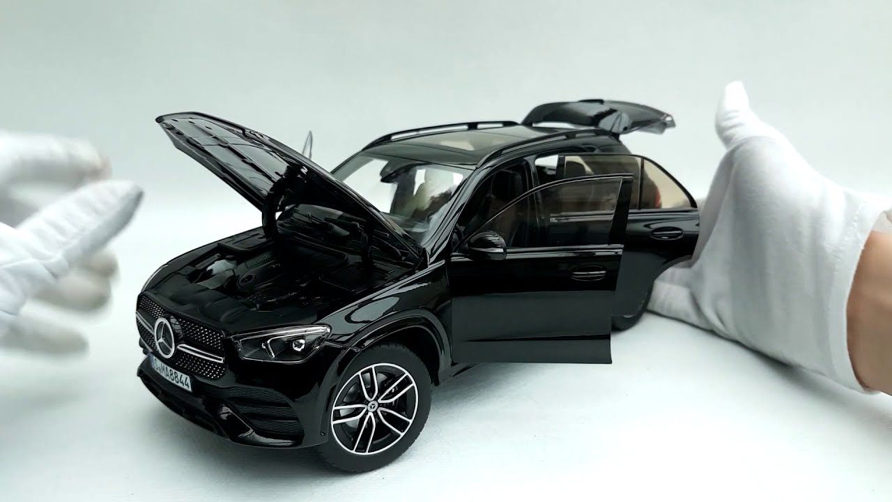 Mercedes GLE black Norev 1/18