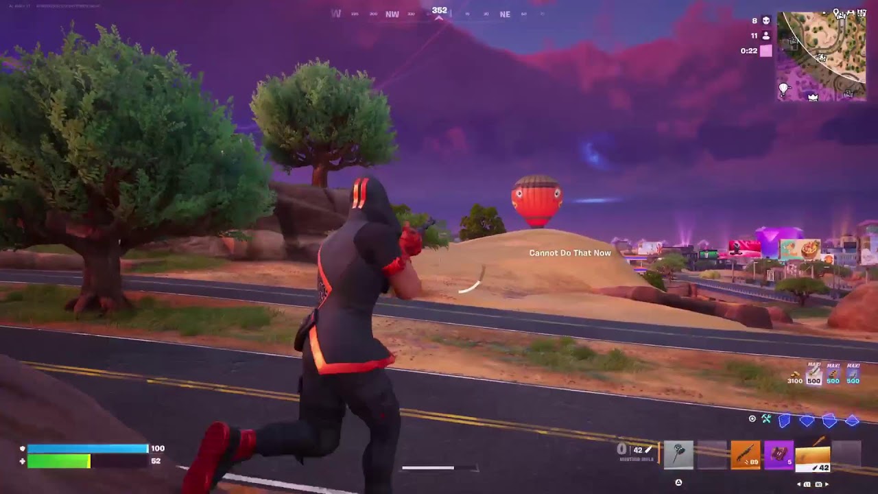 Playing Fortnite with the people in live