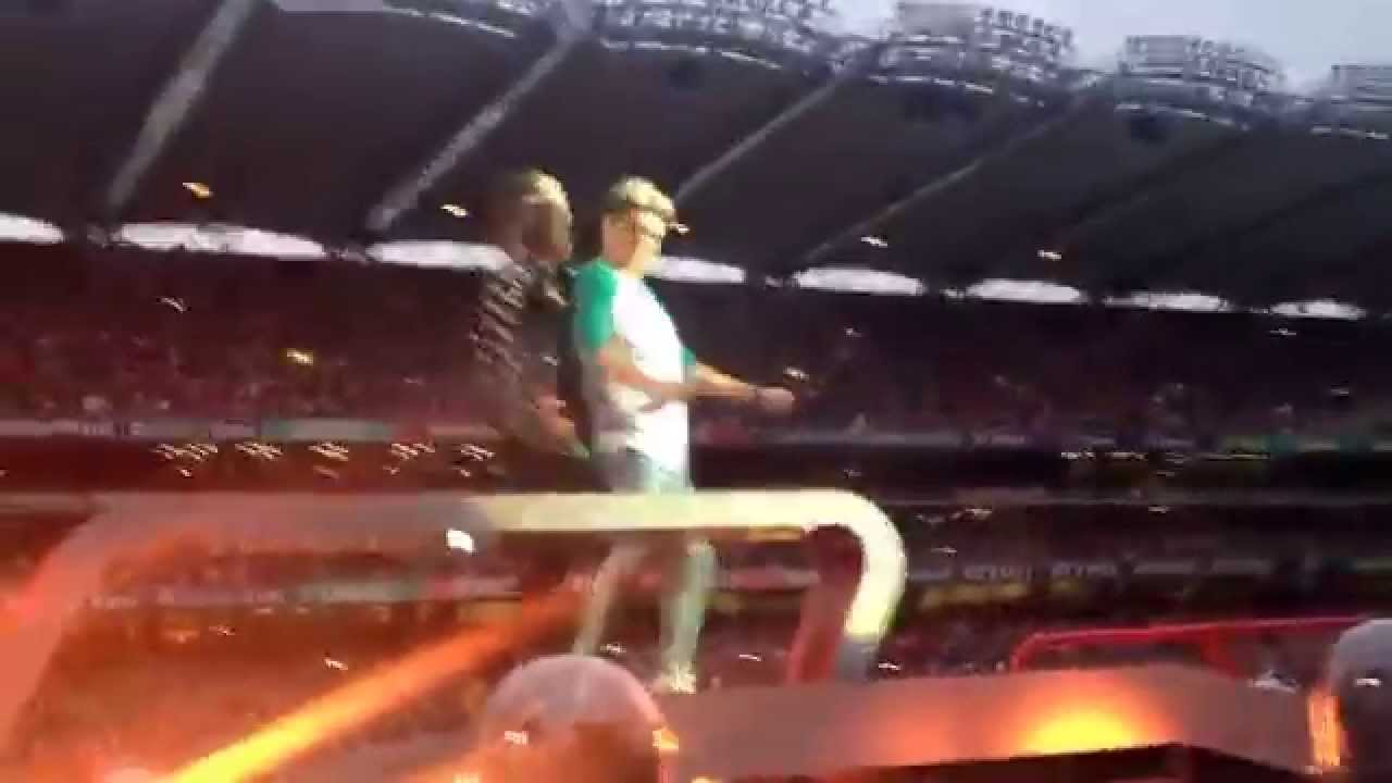 Harry talking at Croke Park, Harry and Niall dancing and Why Dont We Go There - One Direction WWR