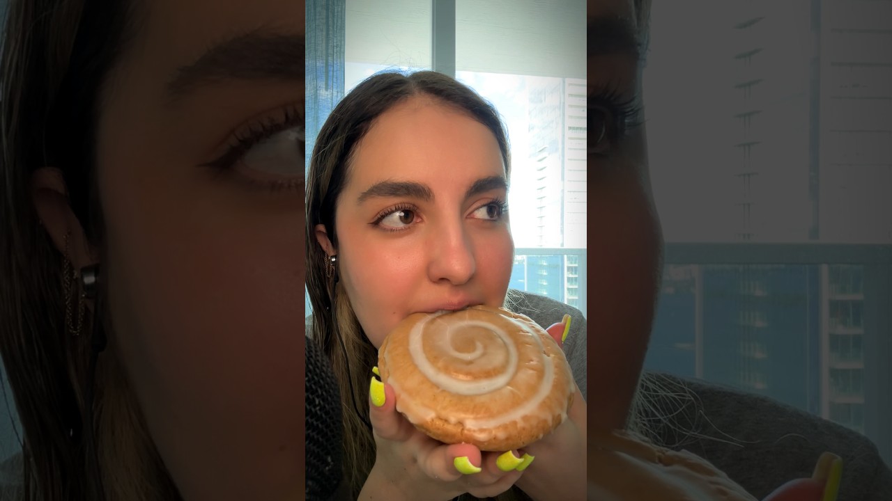 asmr probando Crumbl Cookies 🍪 #asmr #mukbang