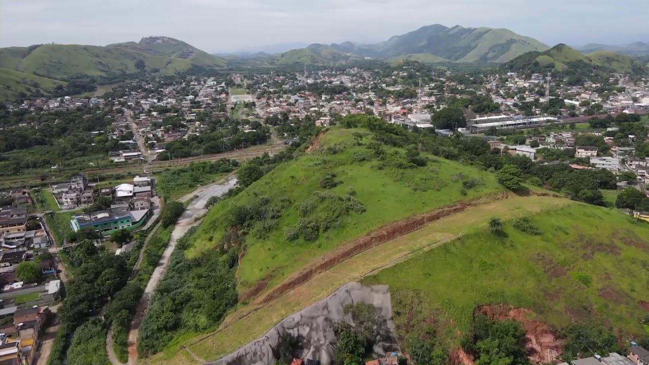 Ponte Balança Mais Não Cai Até Bairro Chacrinha JAPERI RJ