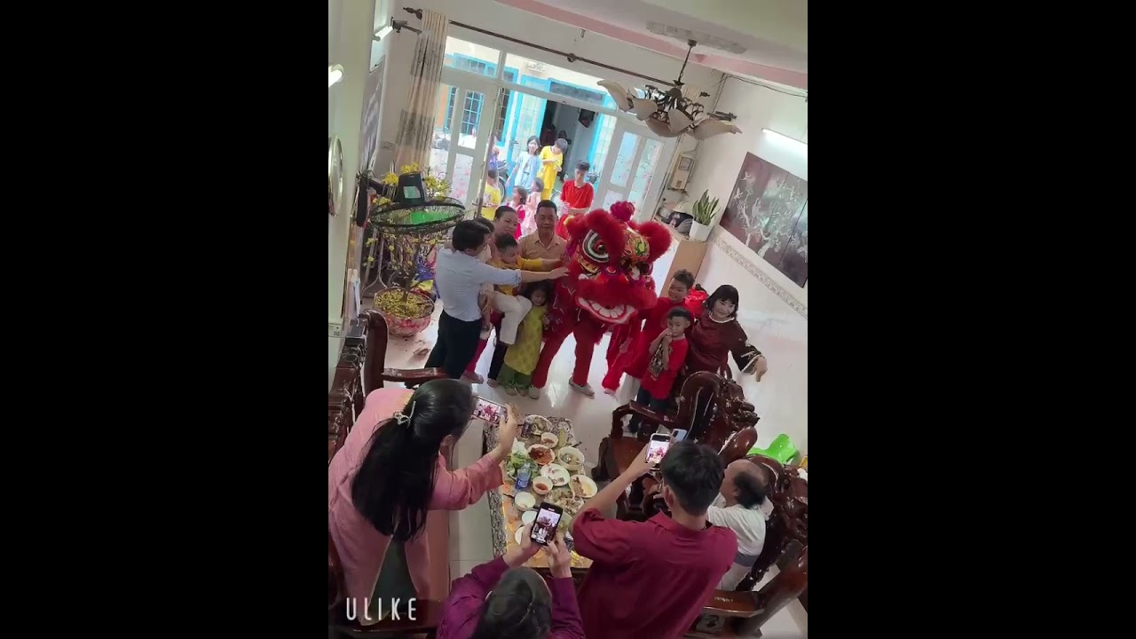 Mùng 1 Tết 2026 Lân Đến nhà 🐲🐲