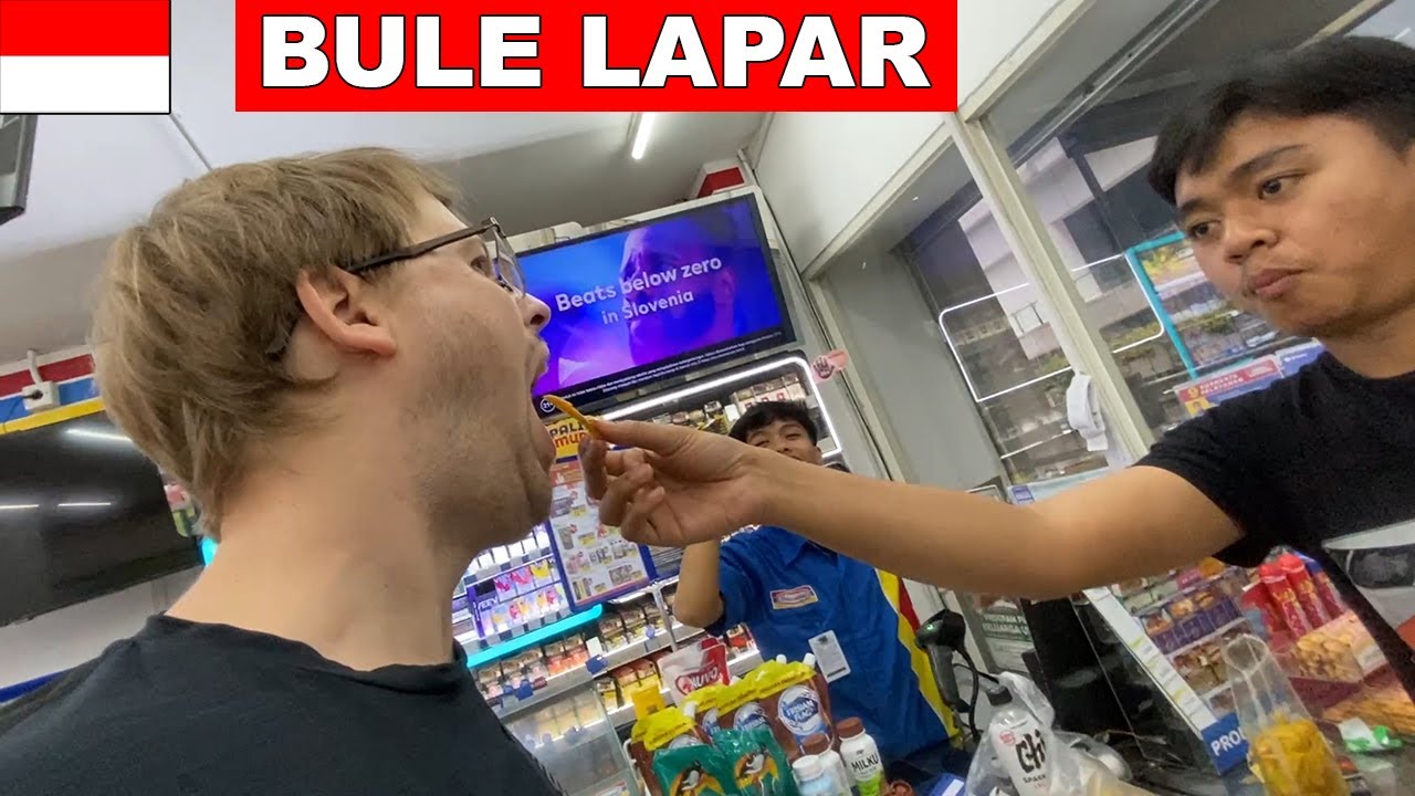 Индонезийцы кормят голодных бультерьеров 🍪🇮🇩