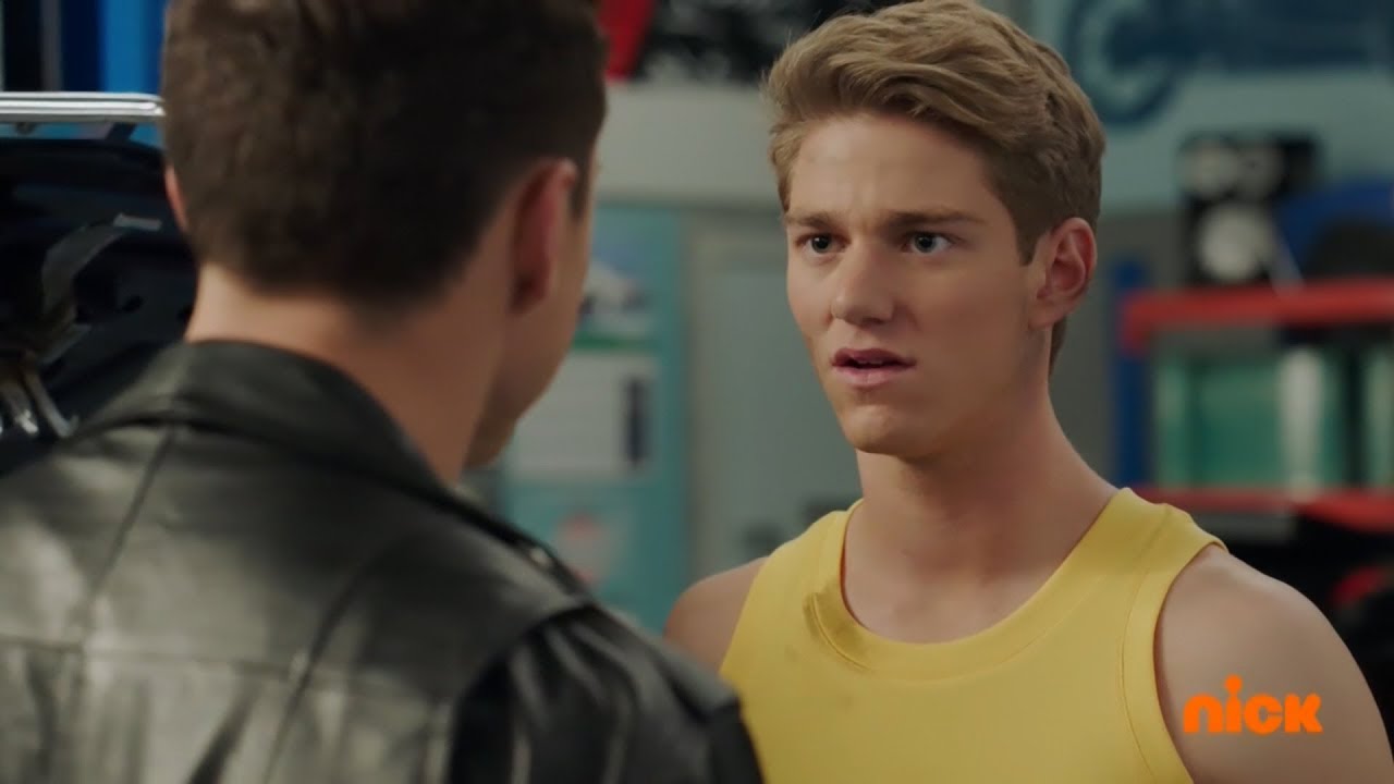 Ninja Steel - Fixing Ace's Car | Episode 13 Ace and the Race | Power Rangers Official