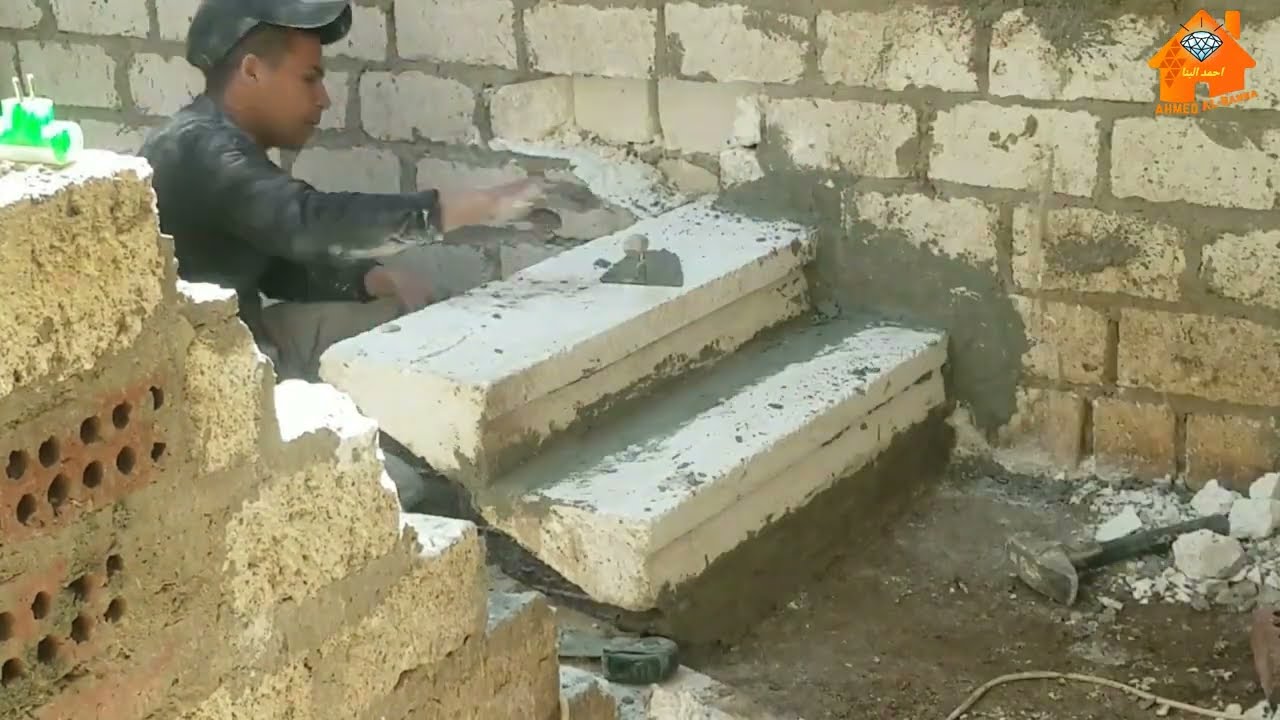 الاحتراف في تركيب سلم حجري بدقة   و تقسيم المقسات