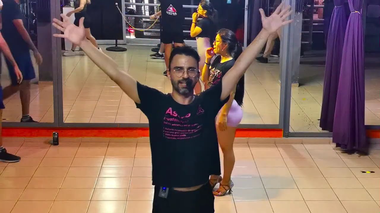 ¡3 Horas de clases de salsa y bachata gratis! Prueba sin costo e intégrate a mi Patreon :)