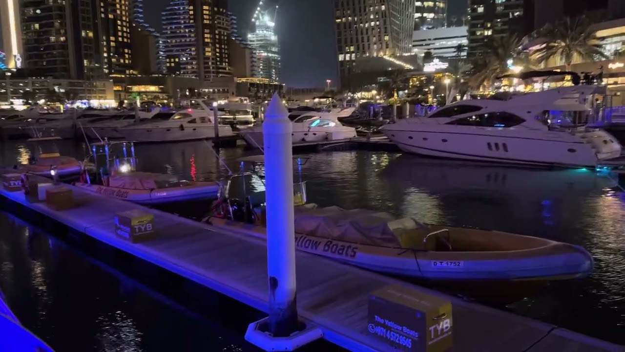 DUBAI MARINA WALK #dubai #marinawalk #dubaimarinawalk #dubaiwalkingtour #dubaiboats #uae 