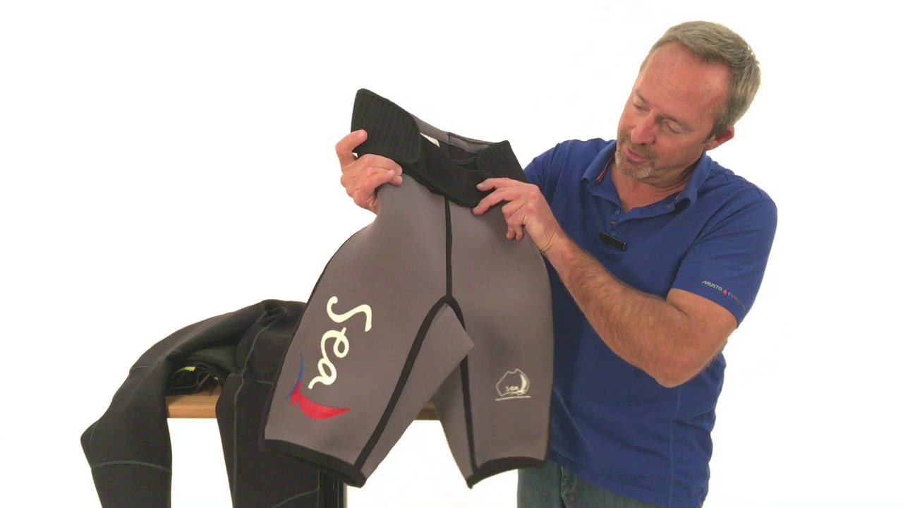 How to Choose Hiking Pants for Dinghy Sailing | Expert Advice