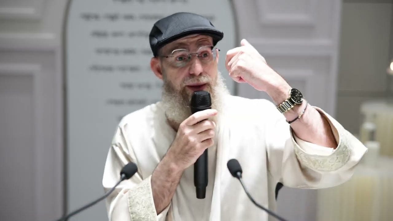 מעשייך יקרבוך, מעשייך ירחקוך